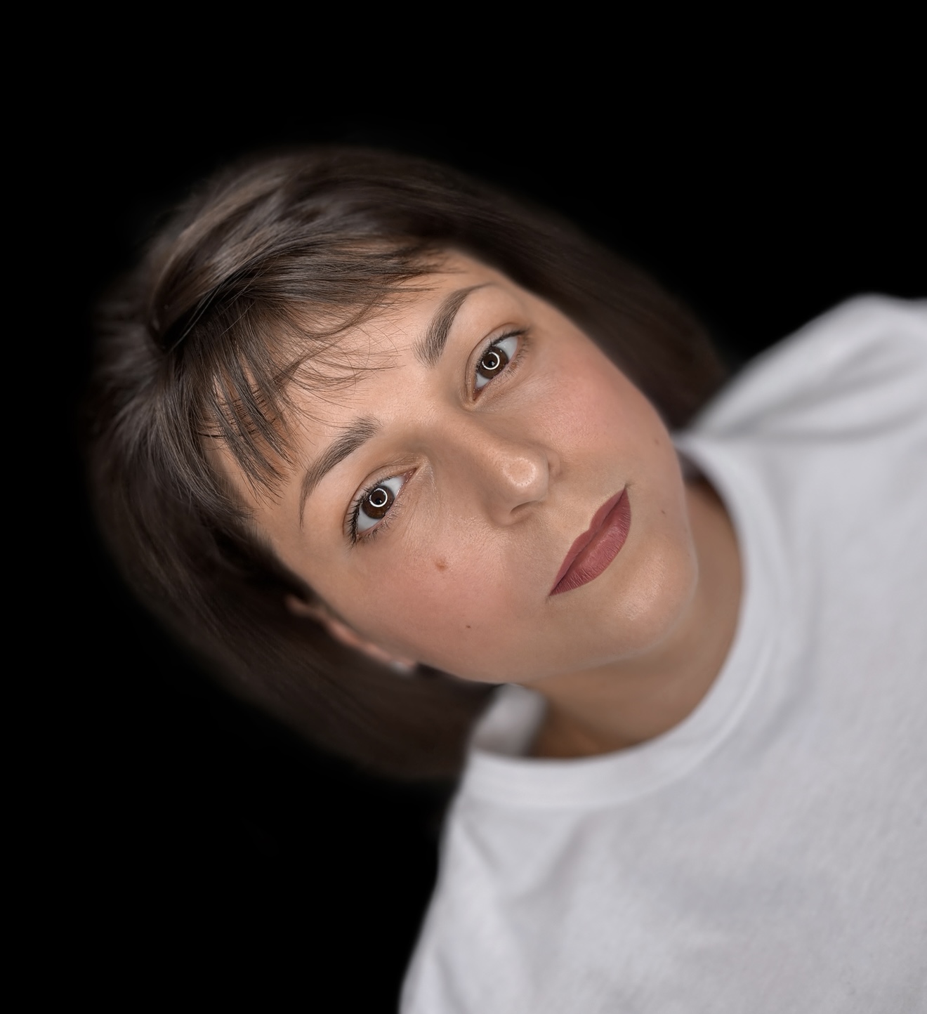 Когда пора обновлять перманентный макияж